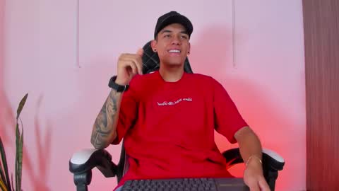 Snapshot of nickyblazze_ chatting on October 2025 01:12:02 PM Nicky online show from October 2025 01:12:02 PM