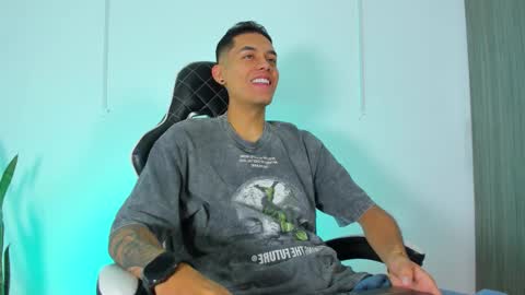 Snapshot of nickyblazze_ chatting on October 2025 11:54:02 AM Nicky online show from October 2025 11:54:02 AM