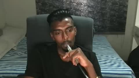 Snapshot of nickyle63 chatting on November 2025 06:28:02 PM james online show from November 2025 06:28:02 PM