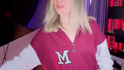 Nicky online show from June 2026 09:25:01 PM
