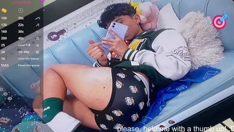 Snapshot of nico_cruz chatting on December 2024 09:00:01 AM nico online show from December 2024 09:00:01 AM