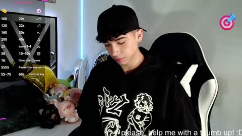 Snapshot of nico_cruz chatting on December 2024 10:03:01 AM nico online show from December 2024 10:03:01 AM