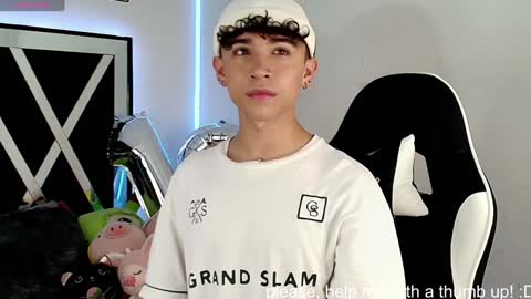 Snapshot of nico_cruz chatting on December 2024 04:24:02 PM nico online show from December 2024 04:24:02 PM