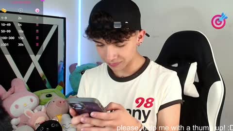 Snapshot of nico_cruz chatting on December 2024 06:10:01 PM nico online show from December 2024 06:10:01 PM
