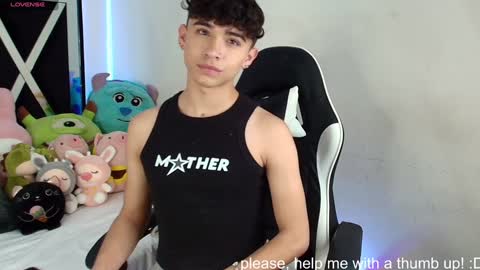 Snapshot of nico_cruz chatting on December 2024 12:15:01 PM nico online show from December 2024 12:15:01 PM