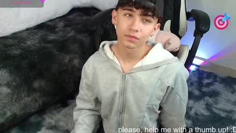 Snapshot of nico_cruz chatting on January 2025 10:00:02 AM nico online show from January 2025 10:00:02 AM