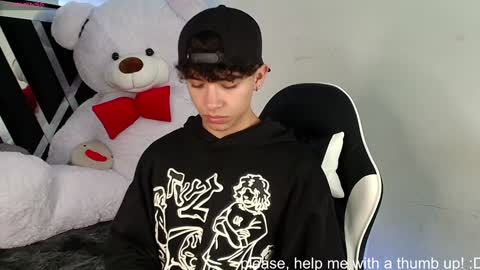 Snapshot of nico_cruz chatting on January 2025 04:23:02 AM nico online show from January 2025 04:23:02 AM