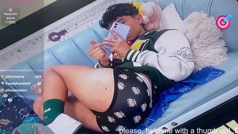 Snapshot of nico_cruz chatting on February 2025 01:48:02 PM nico online show from February 2025 01:48:02 PM