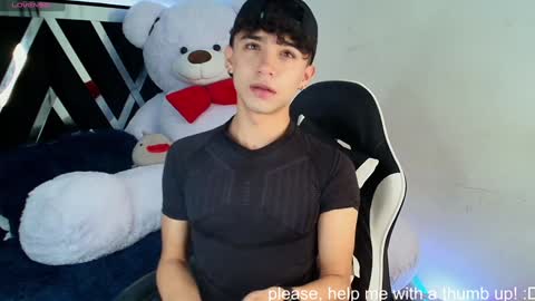 Snapshot of nico_cruz chatting on February 2025 07:07:01 AM nico online show from February 2025 07:07:01 AM