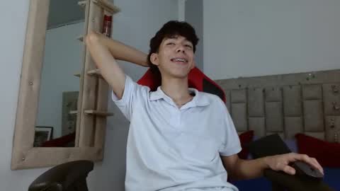 nico online show from December 2025 06:16:01 PM