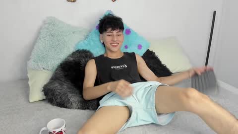 Nico  online show from January 2025 04:47:01 AM