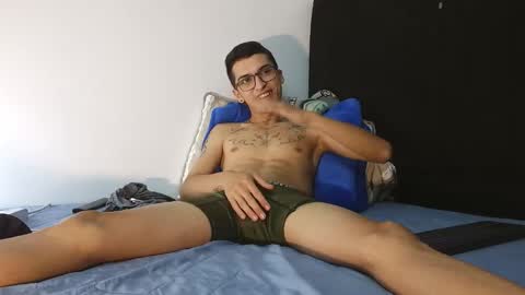 nico_viper_1 online show from February 2026 09:24:01 PM