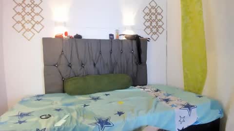 Snapshot of nicol_transgirl chatting on February 2025 03:45:02 AM Nicol online show from February 2025 03:45:02 AM