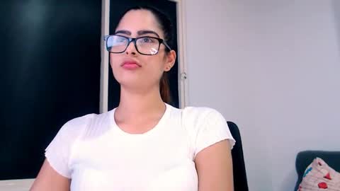 Nicol online show from January 2026 04:11:01 PM