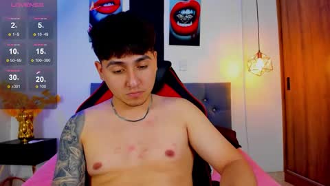 nicolas_james_sc online show from November 2025 05:26:01 PM