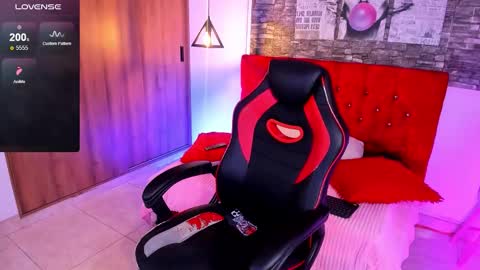 nicolas_james_sc online show from March 2026 01:59:02 PM