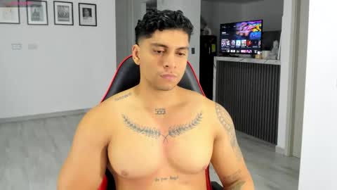 nicolas_montoya online show from November 2025 11:37:02 PM