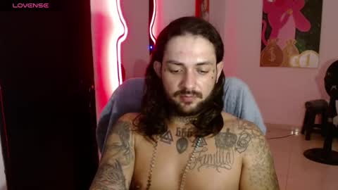 nicolas online show from January 2025 05:16:01 AM