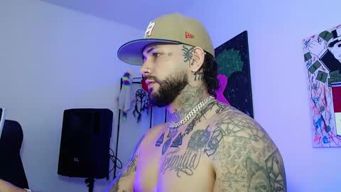 nicolas online show from May 2026 03:23:01 AM