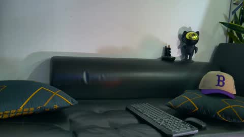 Snapshot of nicolas_veiny chatting on November 2025 03:18:02 AM Nicolas online show from November 2025 03:18:02 AM