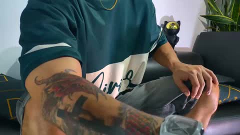 Snapshot of nicolas_veiny chatting on November 2025 07:58:01 PM Nicolas online show from November 2025 07:58:01 PM