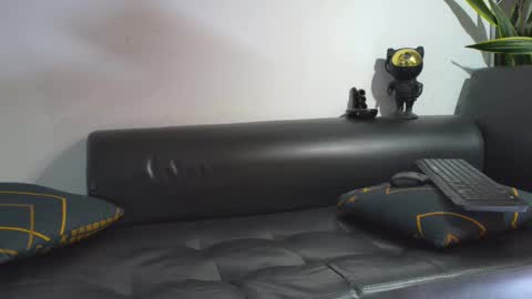 Snapshot of nicolas_veiny chatting on November 2025 07:46:02 PM Nicolas online show from November 2025 07:46:02 PM