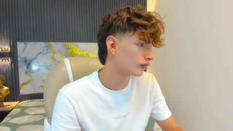 Snapshot of nicolasferrer18 chatting on November 2025 07:29:02 PM nicolasferrer18 online show from November 2025 07:29:02 PM