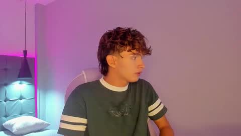 Snapshot of nicolasferrer18 chatting on November 2025 07:27:01 PM nicolasferrer18 online show from November 2025 07:27:01 PM