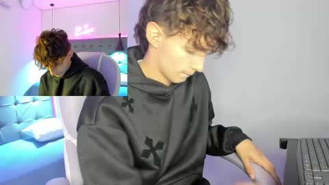 Snapshot of nicolasferrer18 chatting on December 2025 07:31:01 PM nicolasferrer18 online show from December 2025 07:31:01 PM