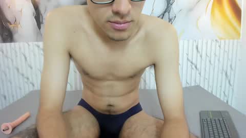 nicolasfine online show from October 2025 07:14:01 PM