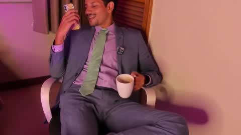 nicolasrodrii online show from February 2026 12:37:01 AM