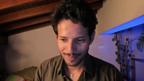 nicolasrodrii online show from April 2026 01:17:02 AM