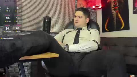 Nicolas Fellener online show from June 2026 03:25:01 AM