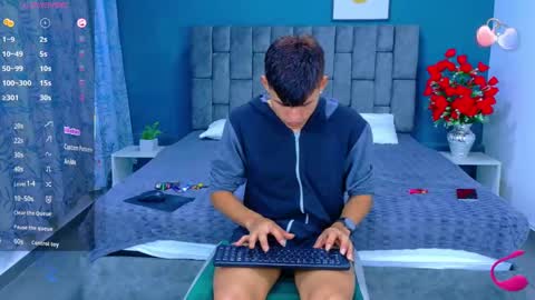 Snapshot of nicolastorres__ chatting on October 2025 07:19:02 AM nicolastorres__ online show from October 2025 07:19:02 AM