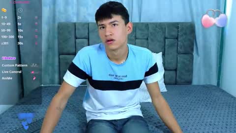 nicolastorres__ online show from February 2026 08:19:02 PM