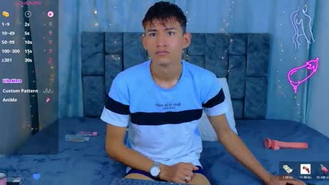 nicolastorres__ online show from April 2026 04:17:02 AM