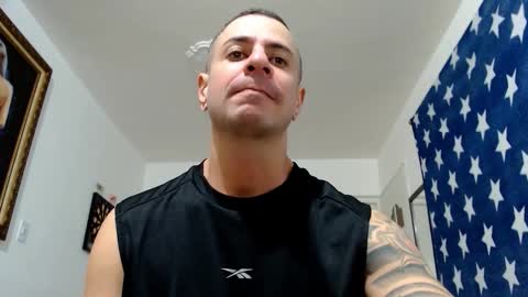 Nicolay online show from February 2026 10:02:02 PM