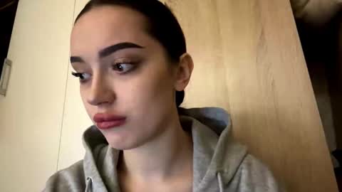 Snapshot of nicolbenoit chatting on March 2026 03:51:01 PM Nelly online show from March 2026 03:51:01 PM