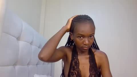 Snapshot of nicole161117 chatting on March 2026 08:29:01 AM nicole161117 online show from March 2026 08:29:01 AM