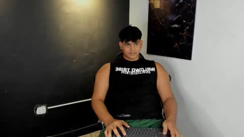 Snapshot of nicole_and_thiago1 chatting on March 2026 09:32:02 PM nicole_and_thiago1 online show from March 2026 09:32:02 PM