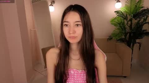 Nicole online show from June 2026 01:08:02 AM
