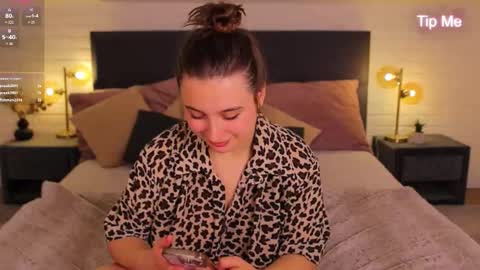 Nicole De Lux online show from March 2026 07:39:01 PM