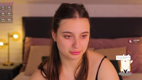 Nicole De Lux online show from April 2026 12:14:01 PM