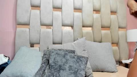 nicole_fisherr online show from November 2025 05:28:02 AM