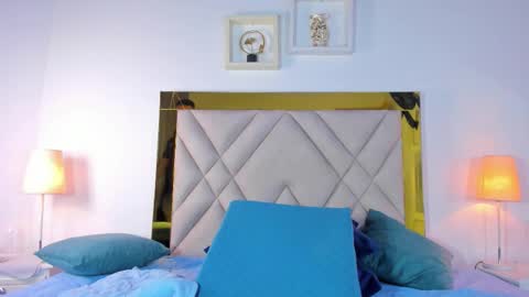 nicole_grace0 online show from October 2025 12:02:02 PM