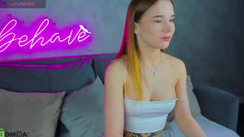 Nicole  My schedule for the week 2 GMT  9am-15pm  Mo Tu Th Fr online show from February 2026 09:08:02 AM