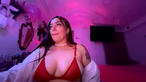 Nicole online show from May 2026 04:51:02 AM