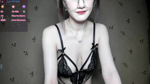 Snapshot of nicoledaviss_ chatting on June 2026 07:59:01 PM NicoleDavis online show from June 2026 07:59:01 PM