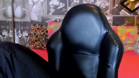 Snapshot of nicolee_angels chatting on January 2025 02:47:02 PM N i c o l e online show from January 2025 02:47:02 PM