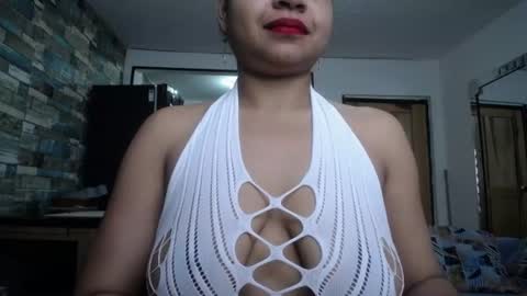 Nicole online show from June 2026 04:38:01 PM